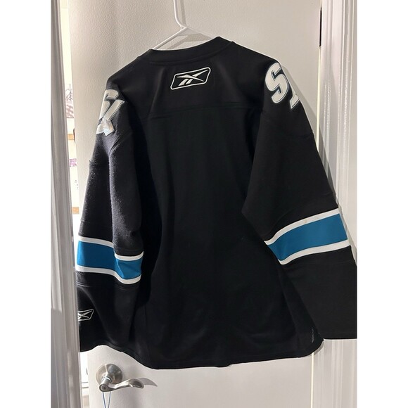 Vintage San Jose Sharks NHL Reebok Medium Hockey Black Alternate Jersey VTG - Picture 2 of 8